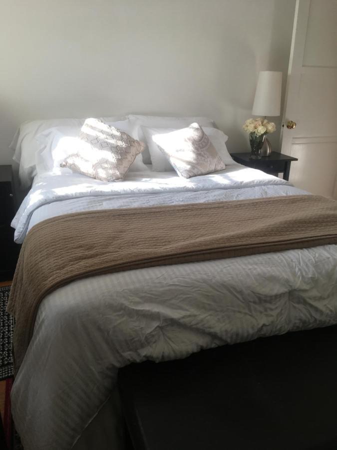 Adorable Garden ~ A Lovely Escape With Private Enclosed Gardens Apartment Los Angeles